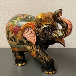 Elephant Sculpture Wood Hand Painted Hunting Scene India